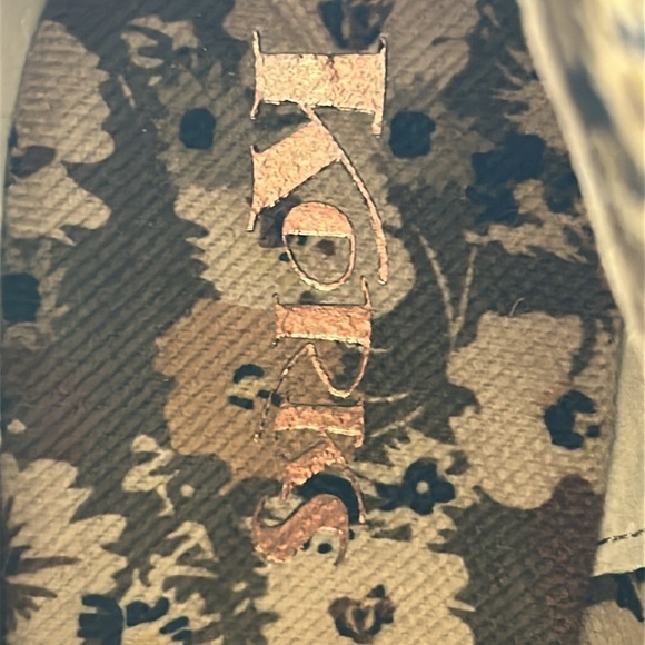 2275- Korks Ankle Boots Cream Colors Size 10 M NWT - Picture 13 of 14